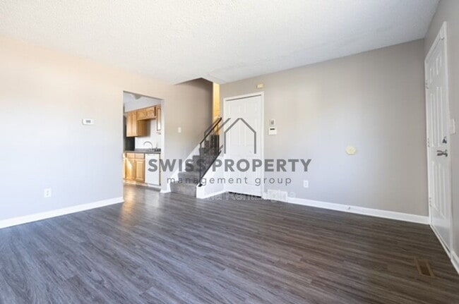 Building Photo - 2859 Falcon Bridge Dr