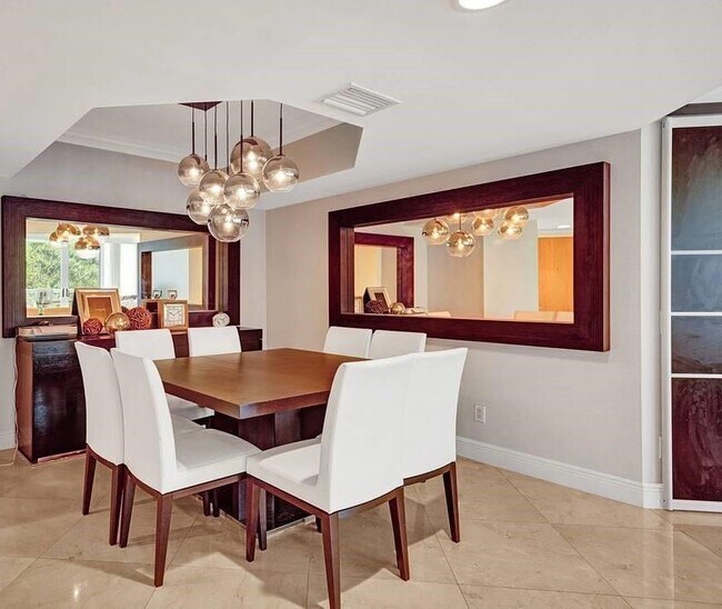 Building Photo - 21055 Yacht Club Dr