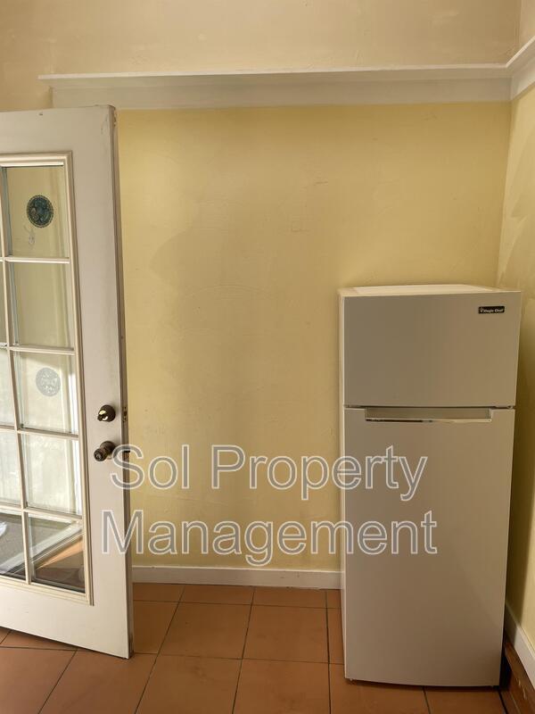 Building Photo - 4452 Soquel Dr