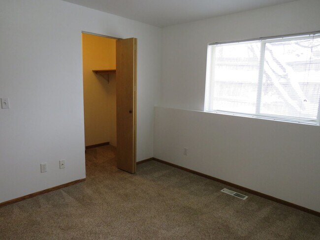 Building Photo - 1110 N 22nd St