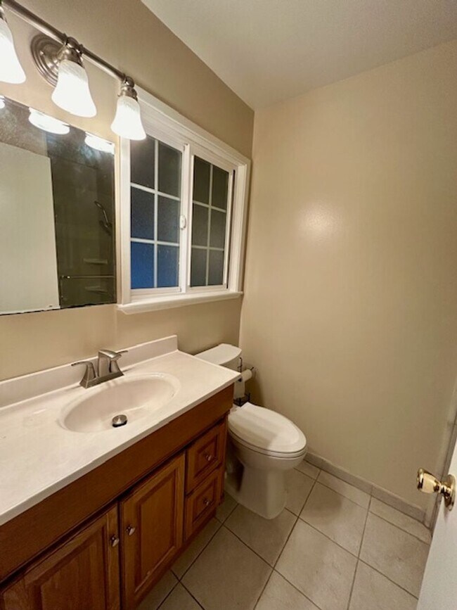 Building Photo - 1653 Los Gatos Way