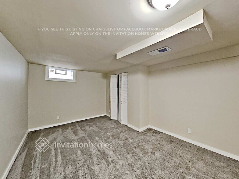 Building Photo - 5628 33rd Ave S