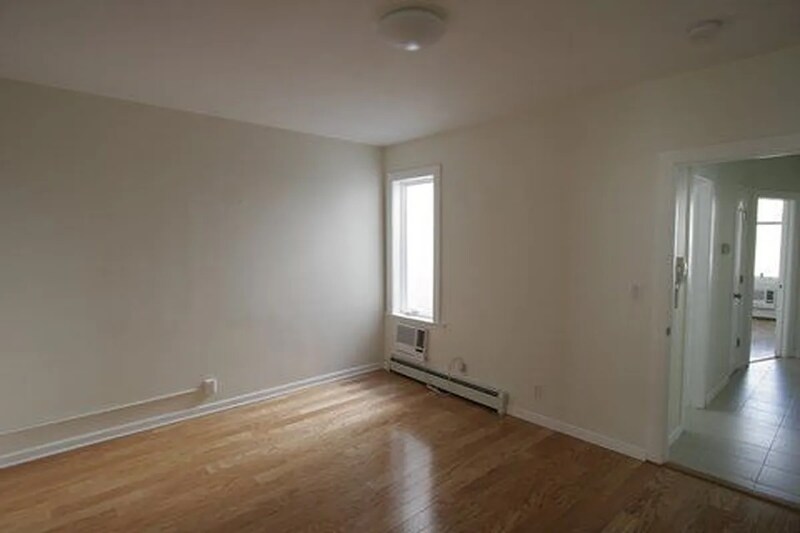 Building Photo - 48-29 40th St