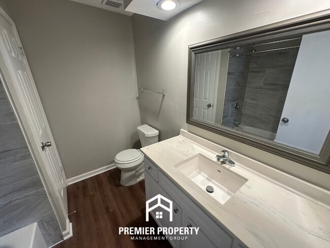 Building Photo - 4579 Blue Willow Rd