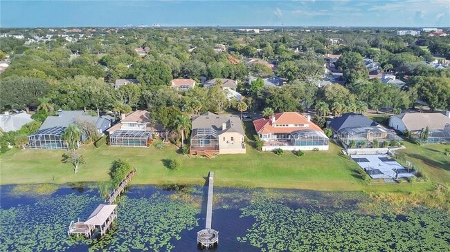 Building Photo - 6719 Fairway Cove Dr