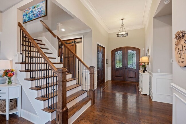 Building Photo - Anderson Township- Immaculate 4 bedroom on...