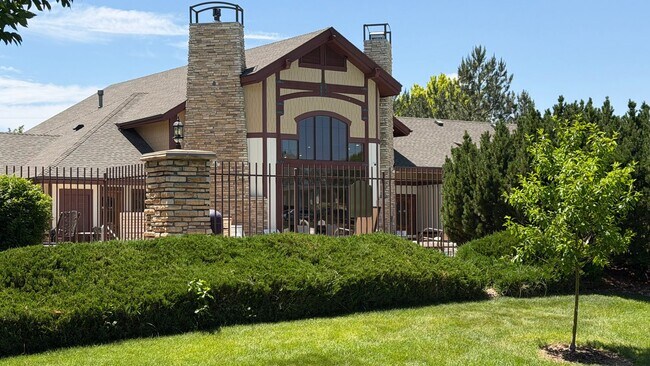 Building Photo - Great Condo in Greeley