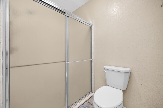 Building Photo - 510 W Cll Lago