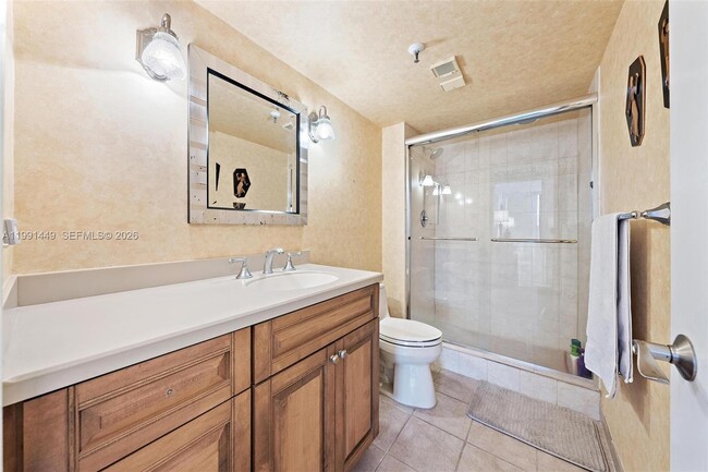 Building Photo - 1300 Jimmy Buffett Mem Hwy