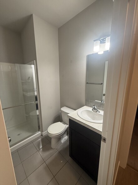 Building Photo - 15372 200th Ave E