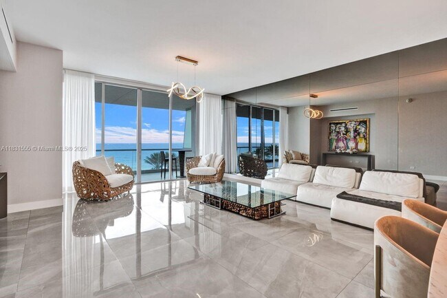 Building Photo - 18501 Collins Ave