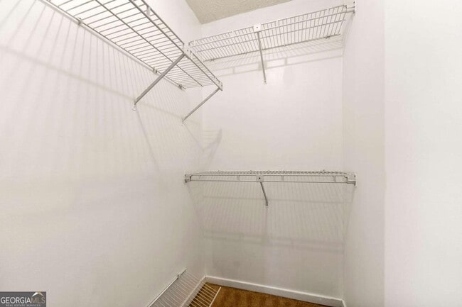 Building Photo - 1306 McClelen Way