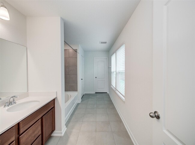 Building Photo - 5031 Gazelle Leap Ln