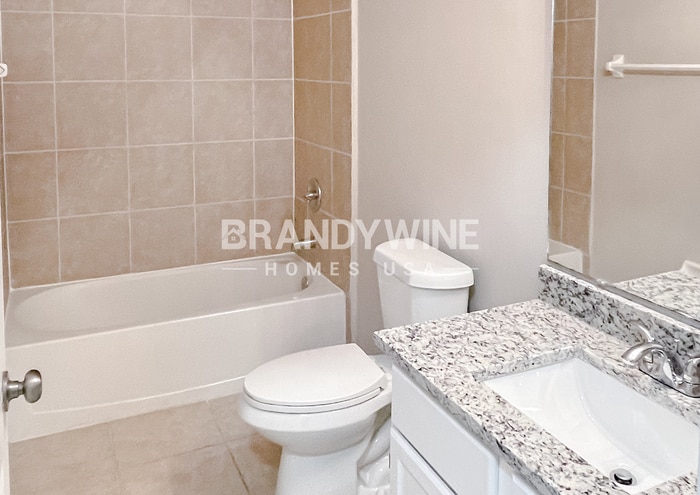Building Photo - 13550 Valbuena Ct