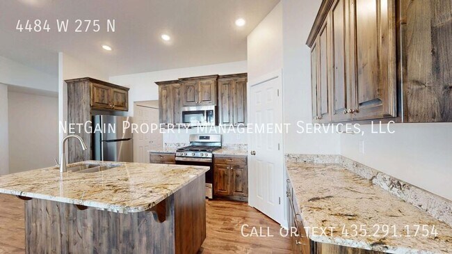 Building Photo - 4484 W 275 N