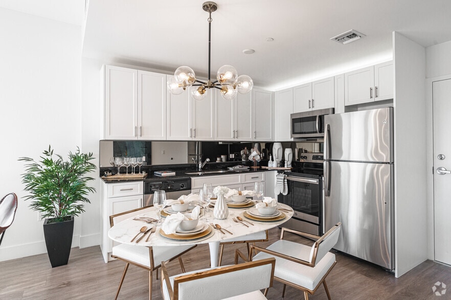 The Club at Crystal Lake 3800 Crystal Lake Dr Deerfield Beach FL 33064 Apartment Finder