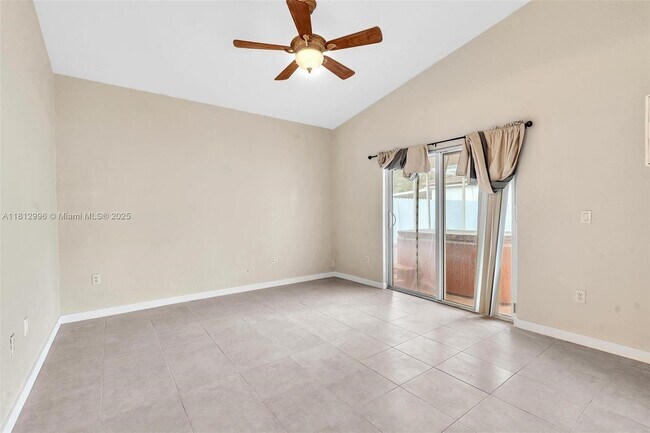 Building Photo - 8915 NW 164th St