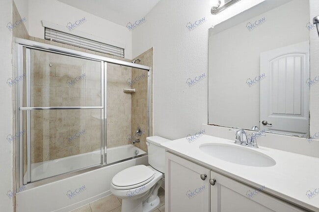 Building Photo - 3808 Hazelhurst Dr