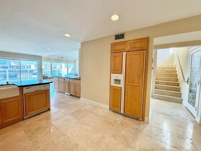 Building Photo - 2204 Kingsbridge Ln