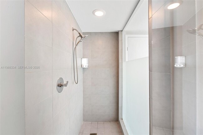 Building Photo - 92 SW 3rd St