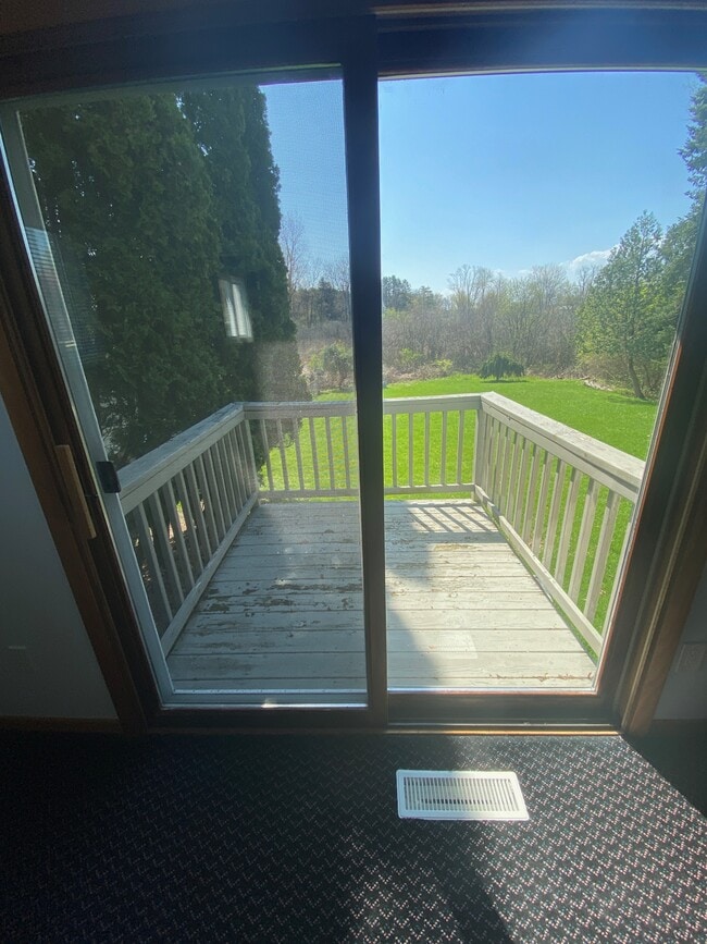 Building Photo - 3634 Roosevelt Cir