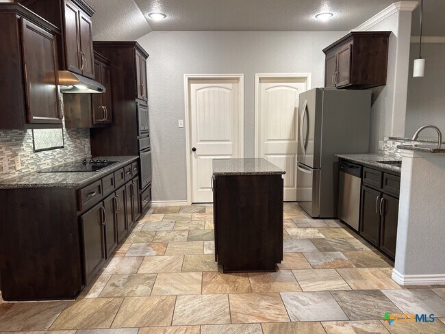 Building Photo - 1604 Granex Dr