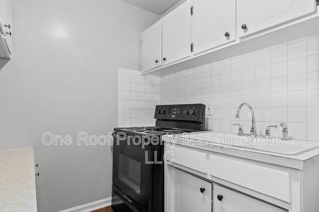 Building Photo - 642 North 31st Street