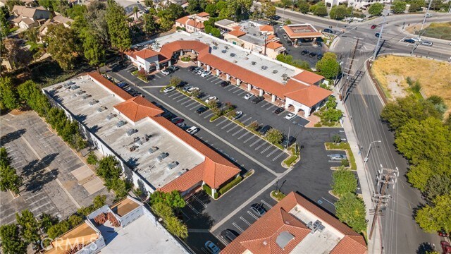 Building Photo - 30112 Elizabeth Ct
