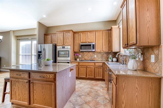 Building Photo - 11434 La Grange Dr