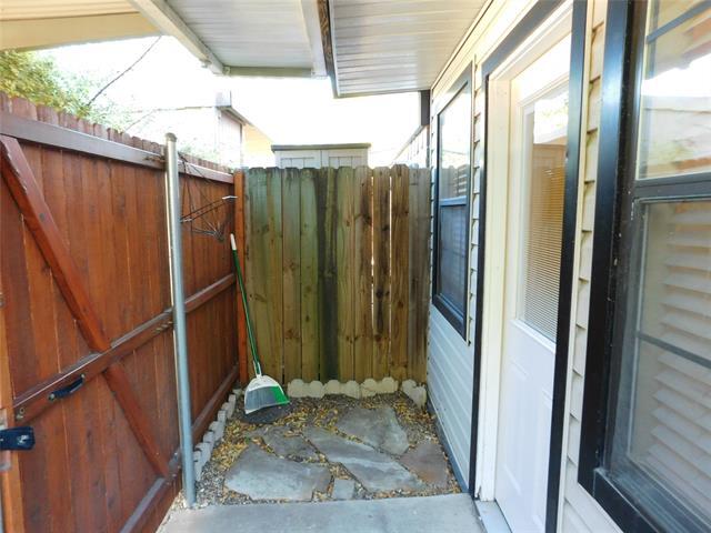 Building Photo - 2051 Embassy Way