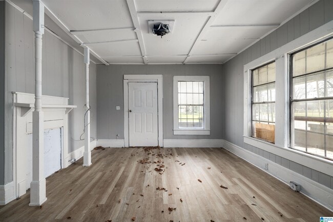 Building Photo - 804 42nd St N