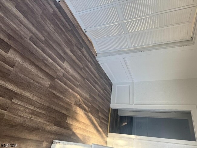 Building Photo - 85 Sunnyside Terrace