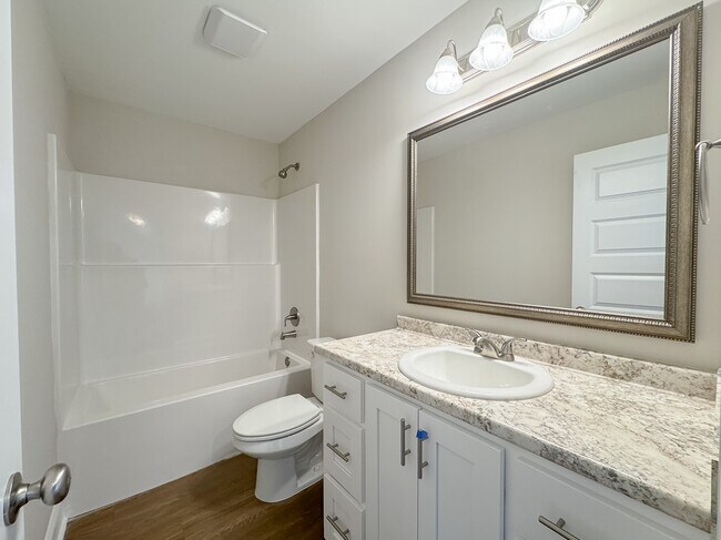 Building Photo - 119 Zetterower Rd