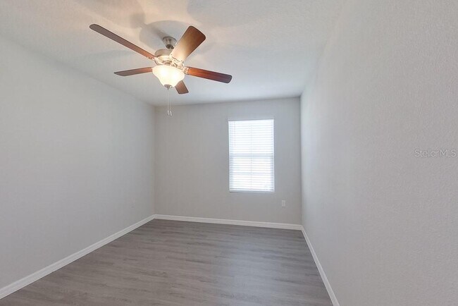 Building Photo - 8696 SW 44th Ct