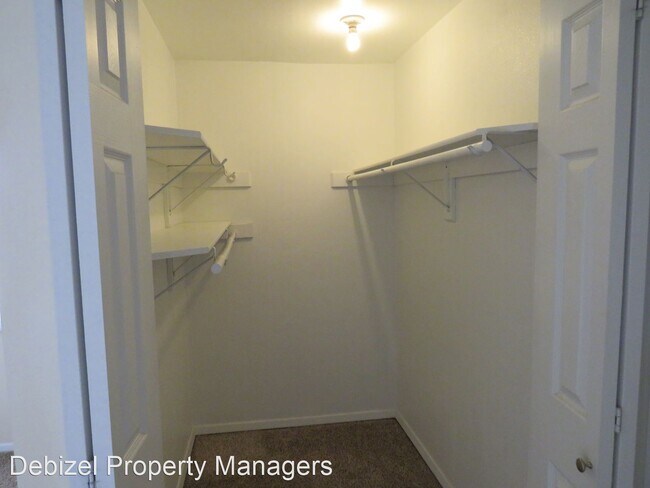 Building Photo - 5 br, 3 bath House - 3234 Jack Burke Lane