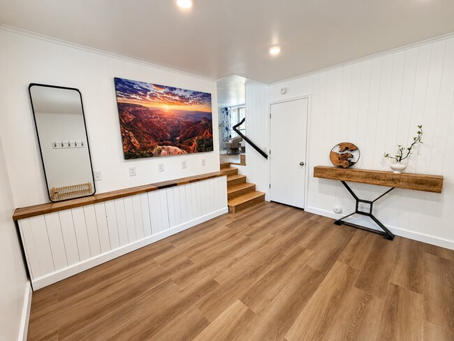 Building Photo - 206 Suttle Dr