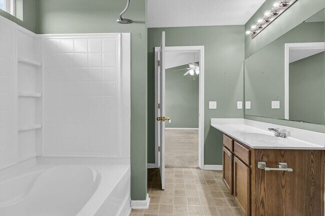 Building Photo - 403 Dovetail Cir
