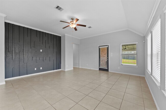 Building Photo - 8847 Morning Glow Dr