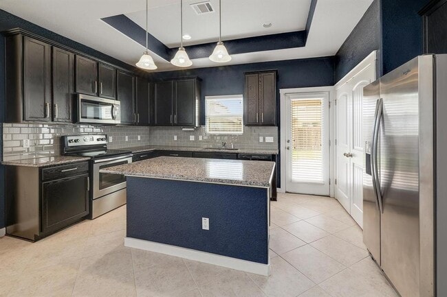 Building Photo - 16233 Travesia Way