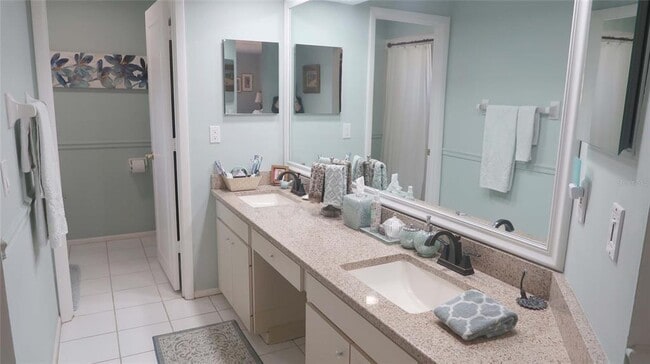 Building Photo - 5223 Villa Majorca Ct