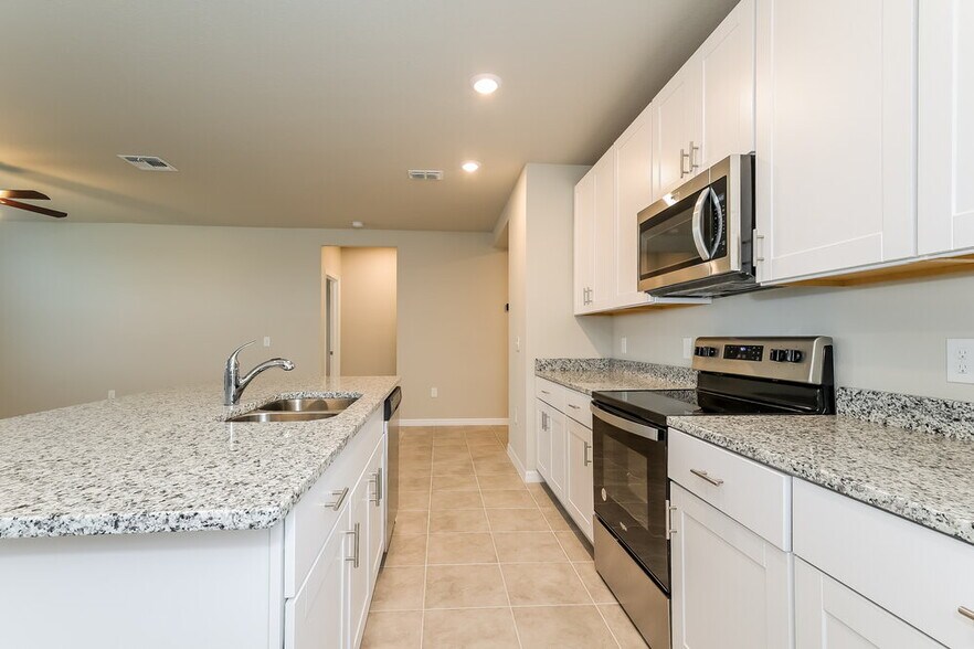 Building Photo - 1130 Oak Vly Dr