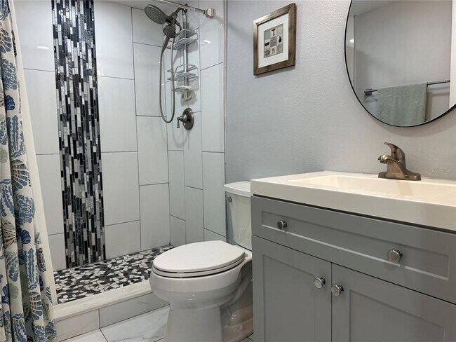 Building Photo - 300 64th Ave