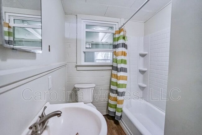 Building Photo - 205 Brushy Creek Rd