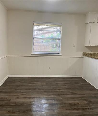 Building Photo - 2626 Brookview Dr