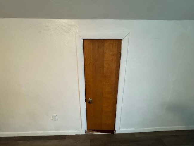 Building Photo - 212 N Highland Ave