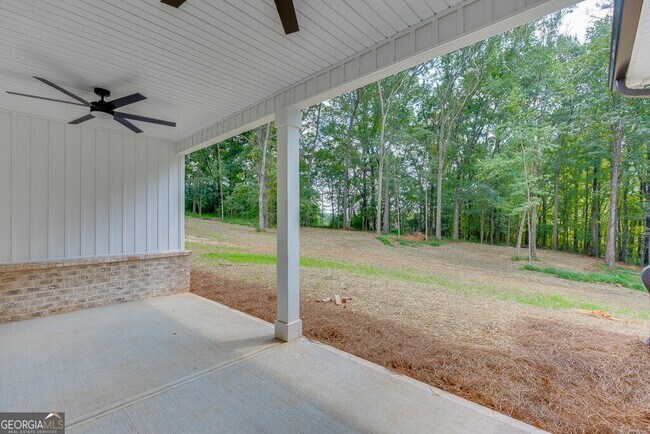 Building Photo - 125 Rains Rd
