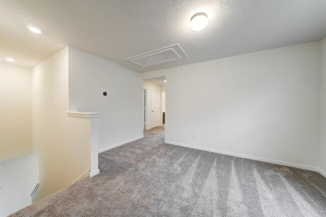 Building Photo - 23415 Stahl Creeks Ln