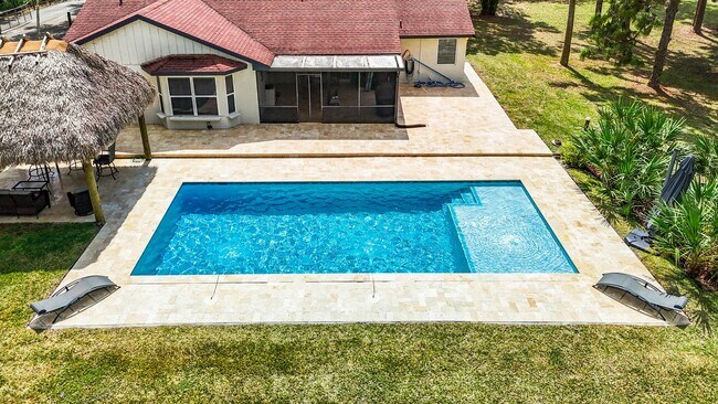 Building Photo - 14691 60th St N