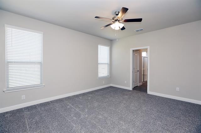 Building Photo - 708 Castlebar Ct