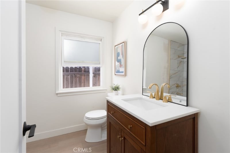 Building Photo - 13203 Lakewood Blvd